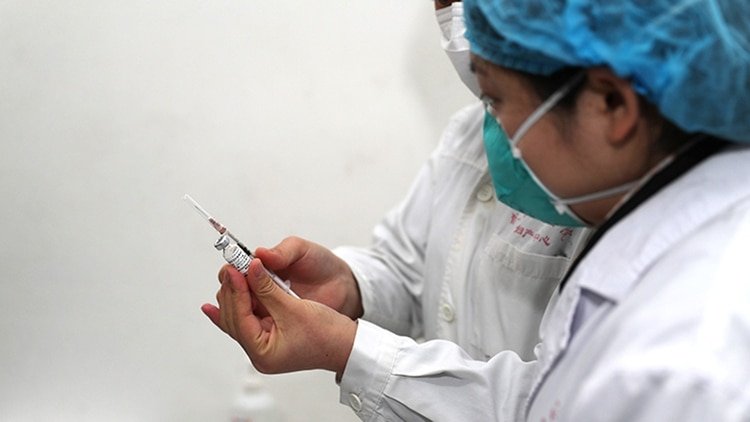 China dice estar preparada para comenzar a fabricar la vacuna a gran escala