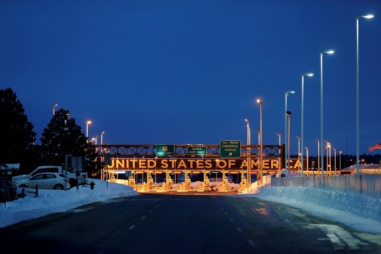 La frontera con EEUU, vista desde Lacolle, Quebec (Reuters/archivo)