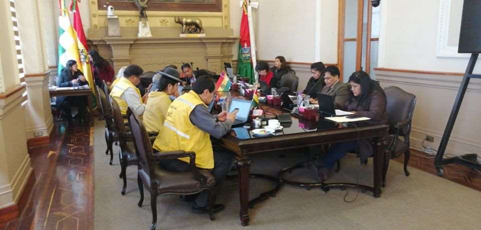 La sesión en el Concejo Municipal paceño I Foto: Facebook.