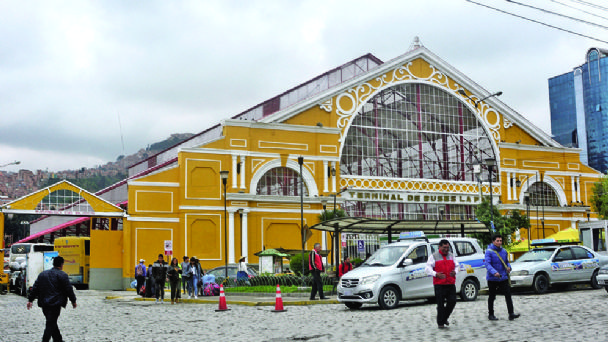 Resultado de imagen de terminal de La Paz