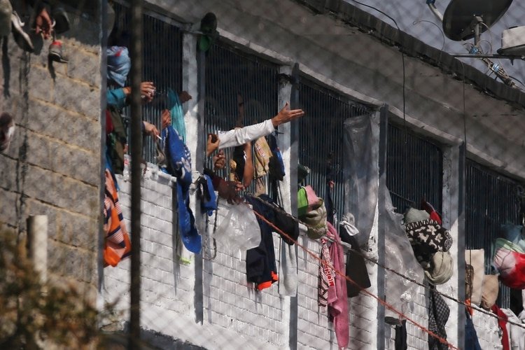 Las autoridades señalaron que los motines formaron parte de un plan criminal de fugas (REUTERS/Leonardo Munoz)