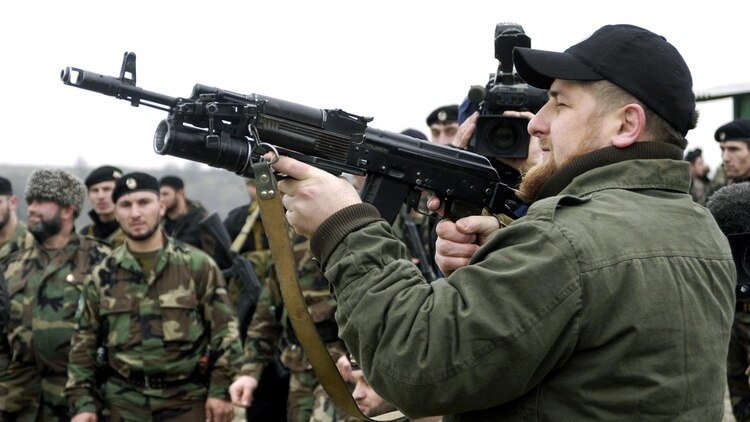 Ramzan Kadyrov, el líder checheno y aliado de Vladimir Putin, propuso asesinar a quienes violen la cuarentena y contagien a otras personas (Shutterstock)