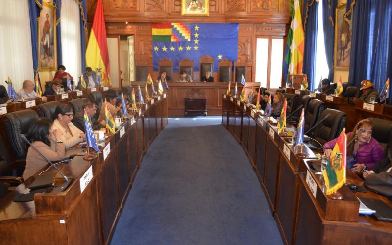 Resultado de imagen de La Cámara de Senadores  de bolivia