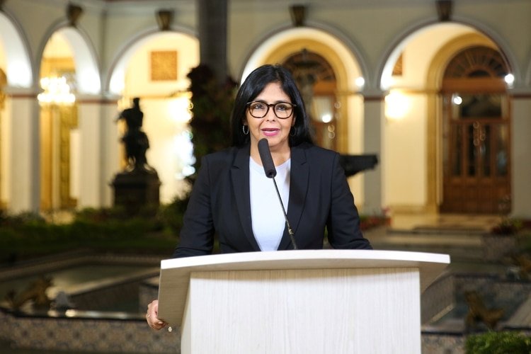 Delcy Rodríguez, vicepresidenta del régimen venezolano (Miraflores Palace/Handout via REUTERS)