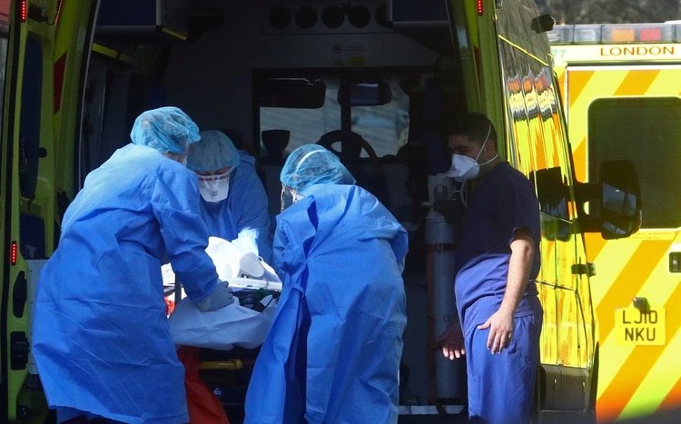 Con casi medio millón de casos en el mundo (al 26 de marzo) es difícil recordar que hace tres meses nadie había escuchado hablar del SARS-CoV-2. (REUTERS/Hannah McKay)