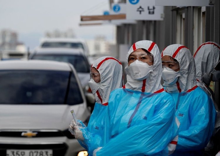 Corea del Sur, como Singapur y Hong Kong, tuvo una respuesta rápida al nuevo coronavirus, y por eso resultó exitosa. (REUTERS/Kim Kyung-Hoon)