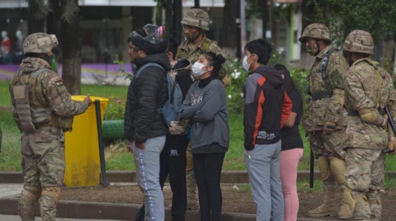 Militares controlan el cumplimiento de la cuarentena en Cochabamba. | Los Tiempos