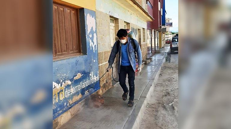 Fumigan en Omereque | Alcaldía de Omereque