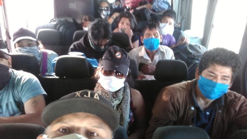 Bolivianos que no pueden retornar se quedan sin recursos para sobrevivir