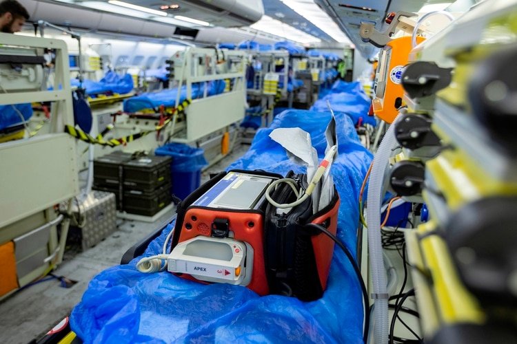 El A310 tiene una capacidad de 44 camas (Foto: EFE/EPA/KEVIN SCHREIB/Twitter @Team_Luftwaffe)