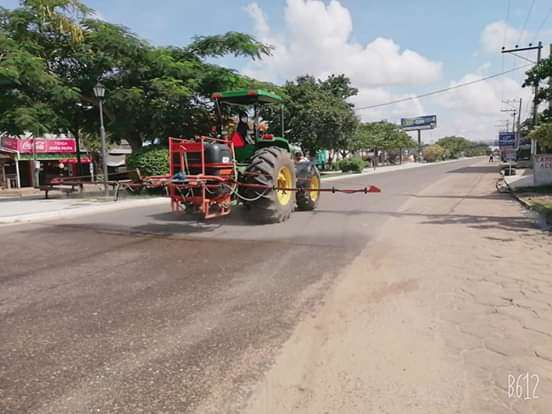 Alcaldía de Warnes desinfecta las calles