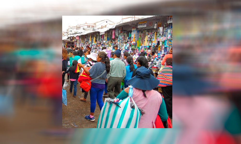 Mercado-en-Cochabamba-Foto-Caballo-de-Troya