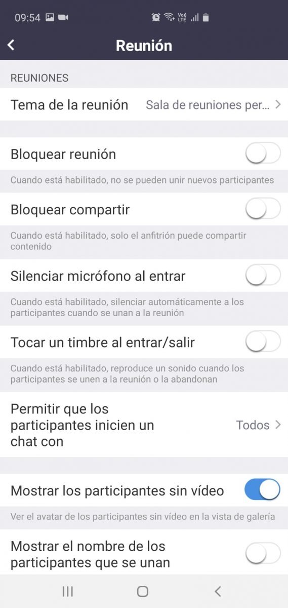 Zoom está disponible en versión mobile y desktop.