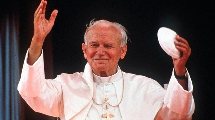 El polaco Karol Wojtyla, Juan Pablo II, fue el Papa más joven del siglo XX y el primero no italiano desde el siglo XVI 