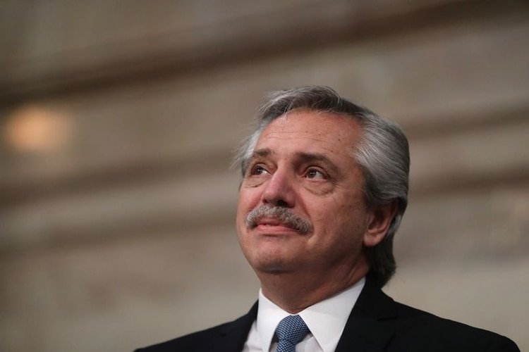 Imagen de archivo del presidente de Argentina, Alberto Fernández, durante una sesión en el Congreso Nacional, en Buenas Aires, Marzo 1, 2020. REUTERS/Agustín Marcarián