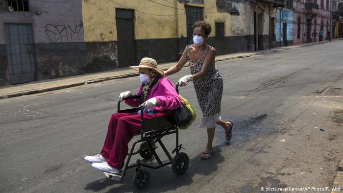 Peru Lima Coronavirus (picture-alliance/AP Photo/R. Abd)