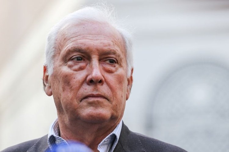 El inmunólogo francés Jean-Francois Delfraissy en rueda de prensa en Ministerio del Interior (Ludovic Marin/Pool vía REUTERS)