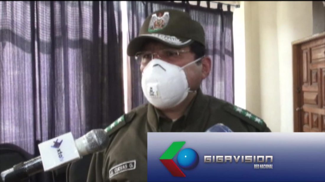 14 EXTRANJEROS ABANDONAN CUARENTENA EN DESAGUADERO Y SON RETENIDOS AL INTENTAR CRUZAR A PERU.