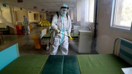 Descubren que el coronavirus puede mantenerse horas en el aire