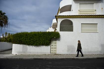 El departamento 5A, el lugar del que desapareció Madeleine en el resort Ocean Club (AFP PHOTO / PATRICIA DE MELO MOREIRA)