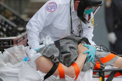 Pacientes en estado de gravedad pero sin fiebre o con síntomas de crisis diabética sin ser diabéticos son algunos de los misterios del nuevo coronavirus. (REUTERS/Brian Snyder)