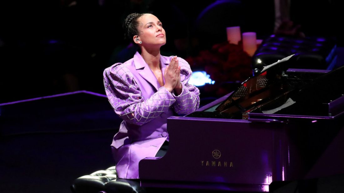 Alicia Keys, en el homenaje a Kobe Bryant y su hija Gianna celebrado en febrero en Los Ángeles (California).