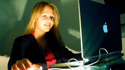 El curso consta de dos módulos y es de nivel intermedio.