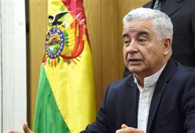 El exministro Wilfredo Rojo no quiso detallar las causas de su salida. Archivo