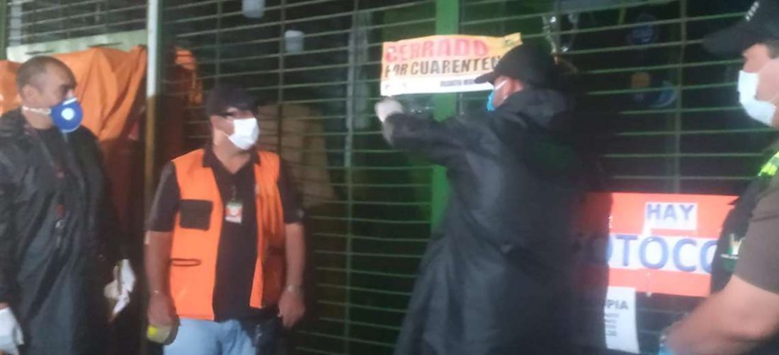 El centro de abasto fue sancionado por incumplir normas de bioseguridad.