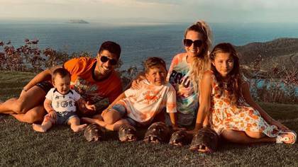 Luis Suárez se casó con Sofía Balbi y tienen tres hijos 