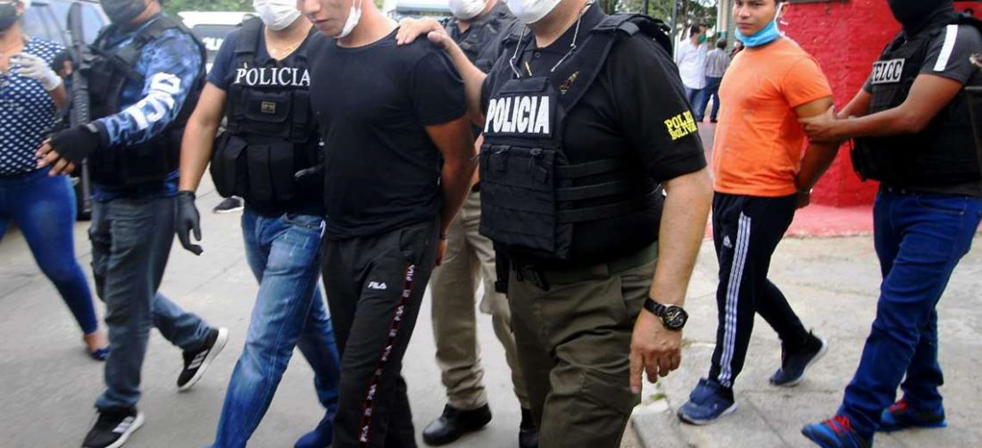 Esta tarde se realizó la reconstrucción del crimen. Foto Guider Arancibia 