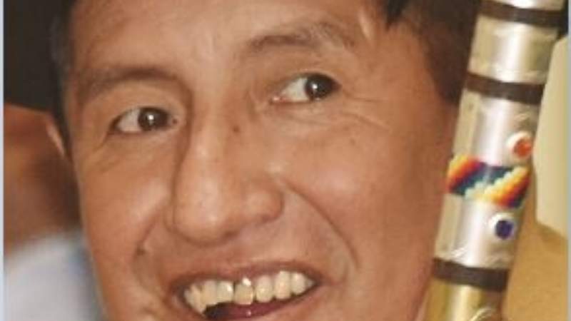 El influencer Tata Quispe: “Soy la pitita que une a k’aras e indios”