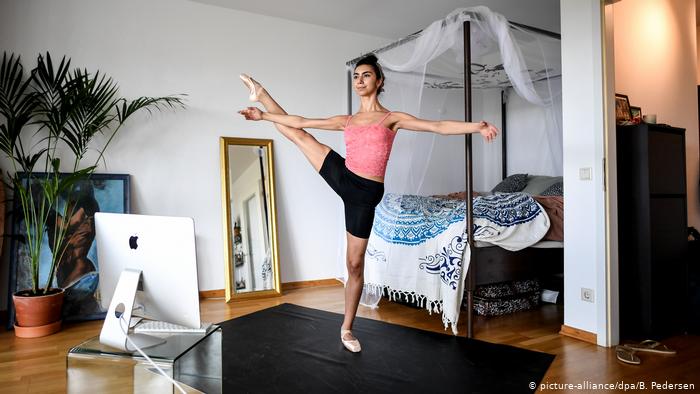 BdT - Staatsballett im Homeoffice (picture-alliance/dpa/B. Pedersen)