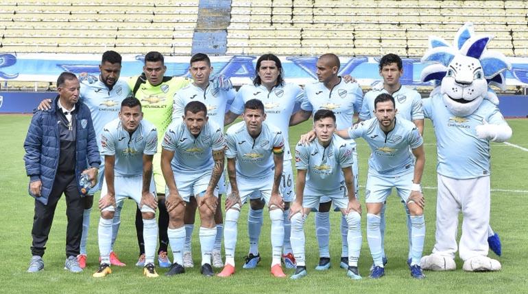 El equipo de Bolívar en la previa del partido ante Wilstermann. | APG