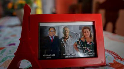 La foto de los hijos de María (MICHAEL DANTAS / AFP)