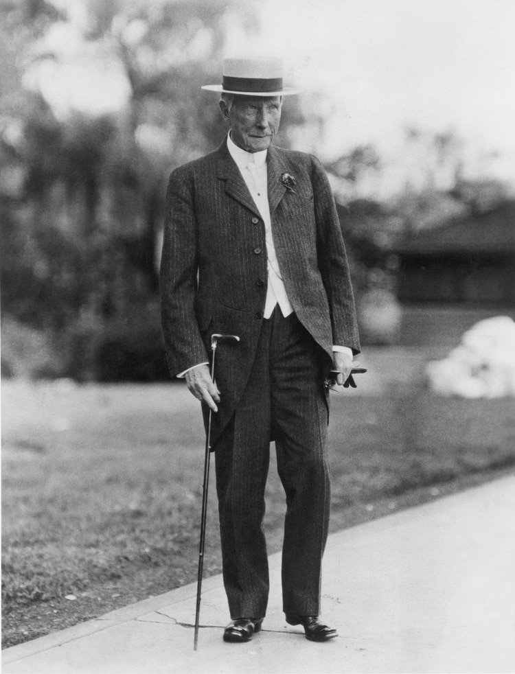 En 1911 renunció a la presidencia de su inmenso imperio y se mudó a su casa en Ormond Beach, Florida. Allí murió el 23 de mayo de 1937. Tenía 98 años (Granger/Shutterstock) 