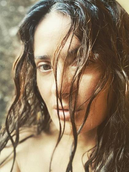 La más reciente foto al natural de Salma Hayek (IG: salmahayek)