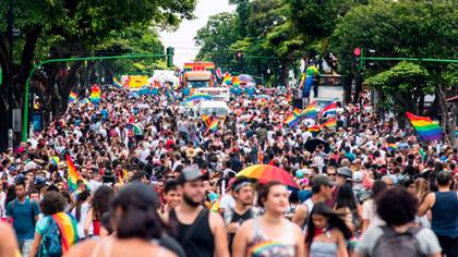 La comunidad LGBTI celebrará con fiestas virtuales la entrada en vigencia de la ley que aprueba el matrimonio igualitario 