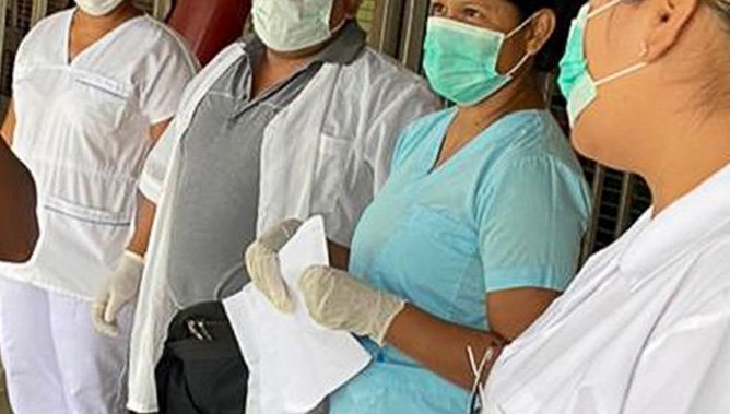 Médicos rechazan que se deje en manos de gobiernos regionales la ...
