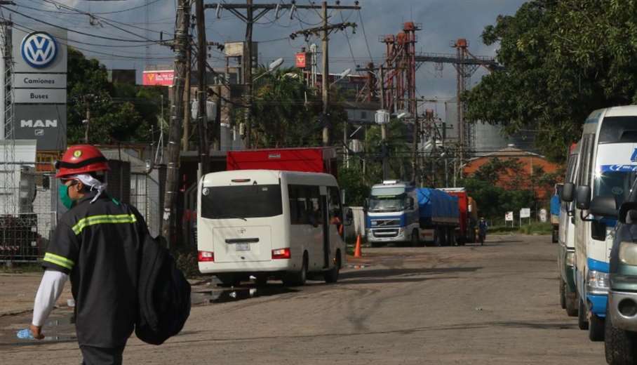 En Santa Cruz el sector industrial ya comenzó a trabajar/Foto: Ricardo Montero