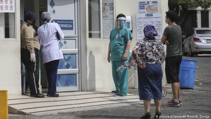 Nicaragua Managua Coronavirus | Krankenhaus (picture-alliance/AP Photo/A. Zuniga)