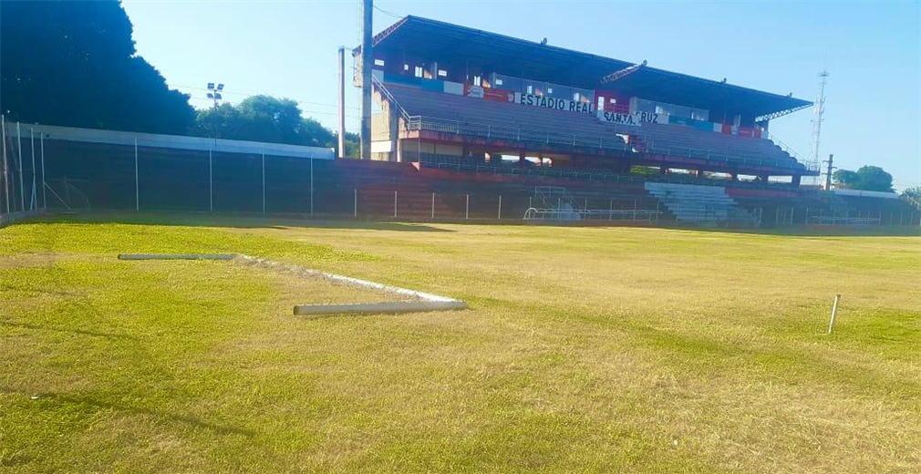 Así luce la cancha del estadio con las mejoras