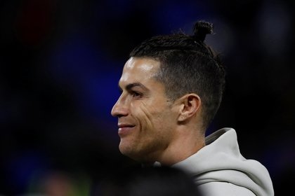 Cristiano Ronaldo recauda más dinero por sus publicaciones en Instagram que por sus goles en la Juventus. Foto: REUTERS/Eric Gaillard