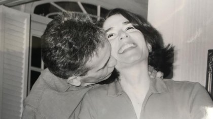 Cindy Siegel Shepler se casó con David Shepler a los 46 años, cuando ya había debido abandonar su carrera por sus enfermedades. (Cortesía Peggy Siegel Loflin/CNN)