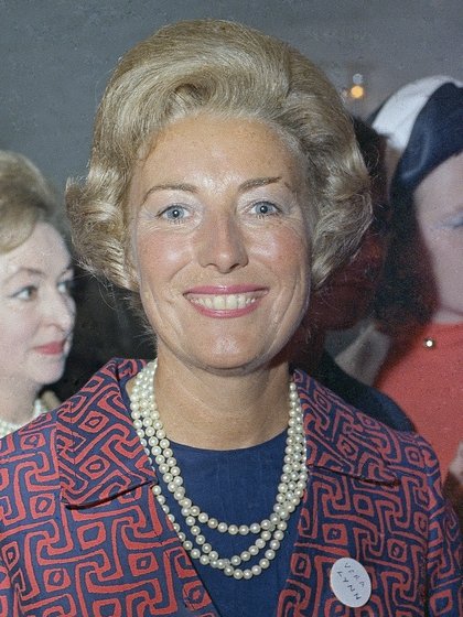Vera Lynn durante una recepción en Londres en 1969 (AP Photo, archivo)